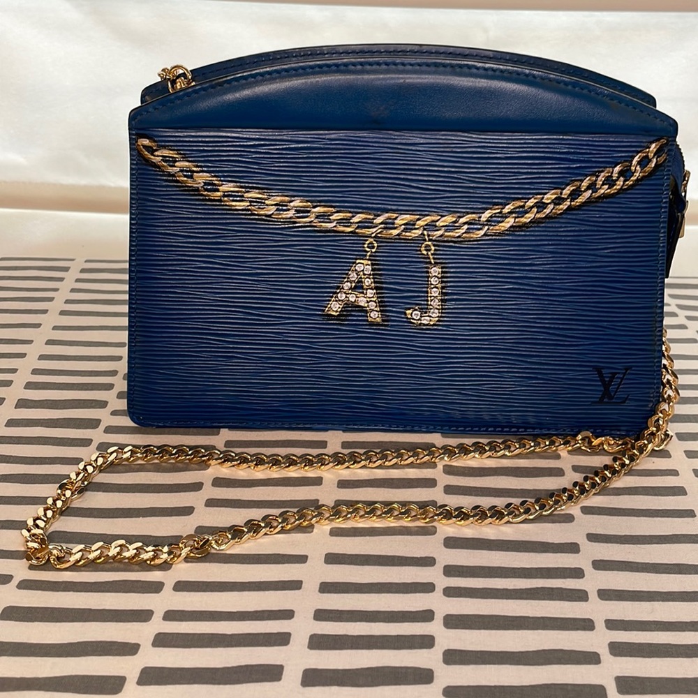 Louis Vuitton Blue Epi Leather bag with insert and crossbody chain hand painted